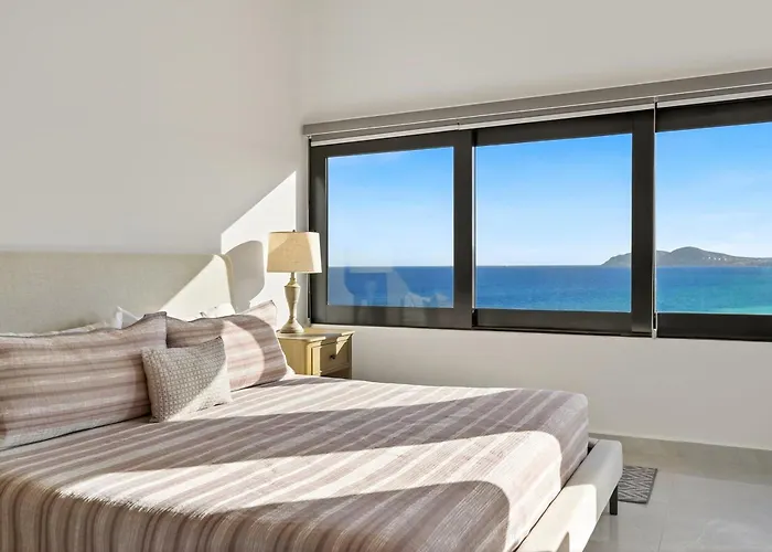 Сasa de vacaciones Casa Del Mar Elegant Two-story Oceanfront Escape San José del Cabo
