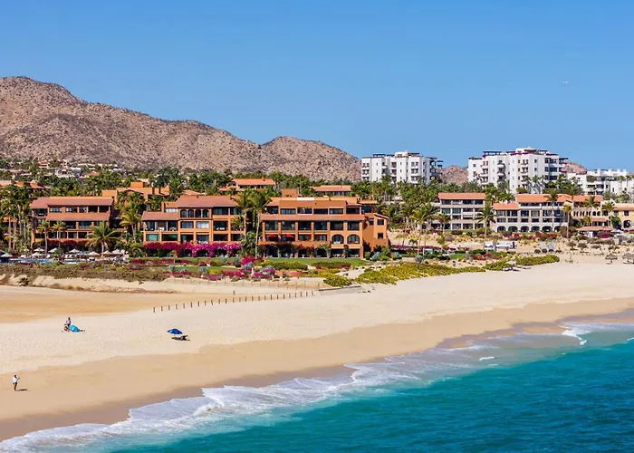 Casa Del Mar Elegant Two-story Oceanfront Escape